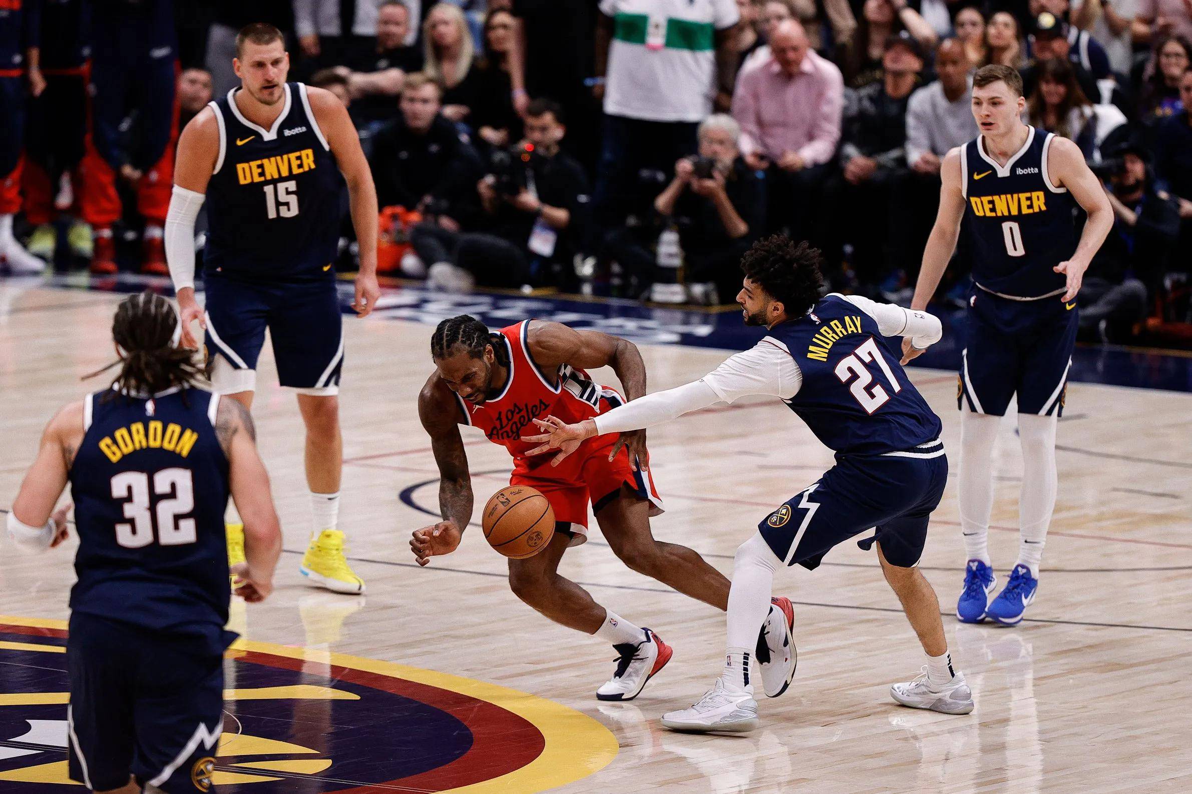 Scout关键节点出色防守，掘金带队取胜！